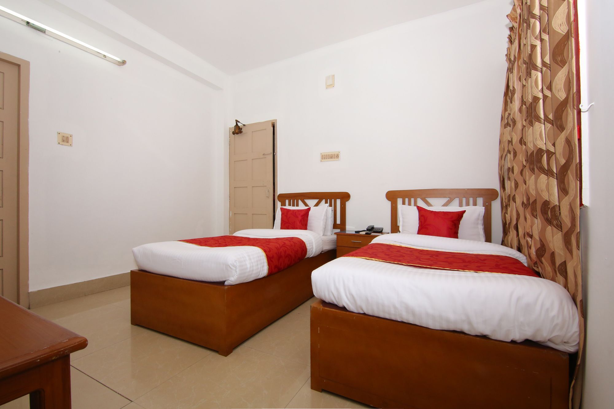 Oyo 6712 Hotel Malabar House Kochi Екстер'єр фото